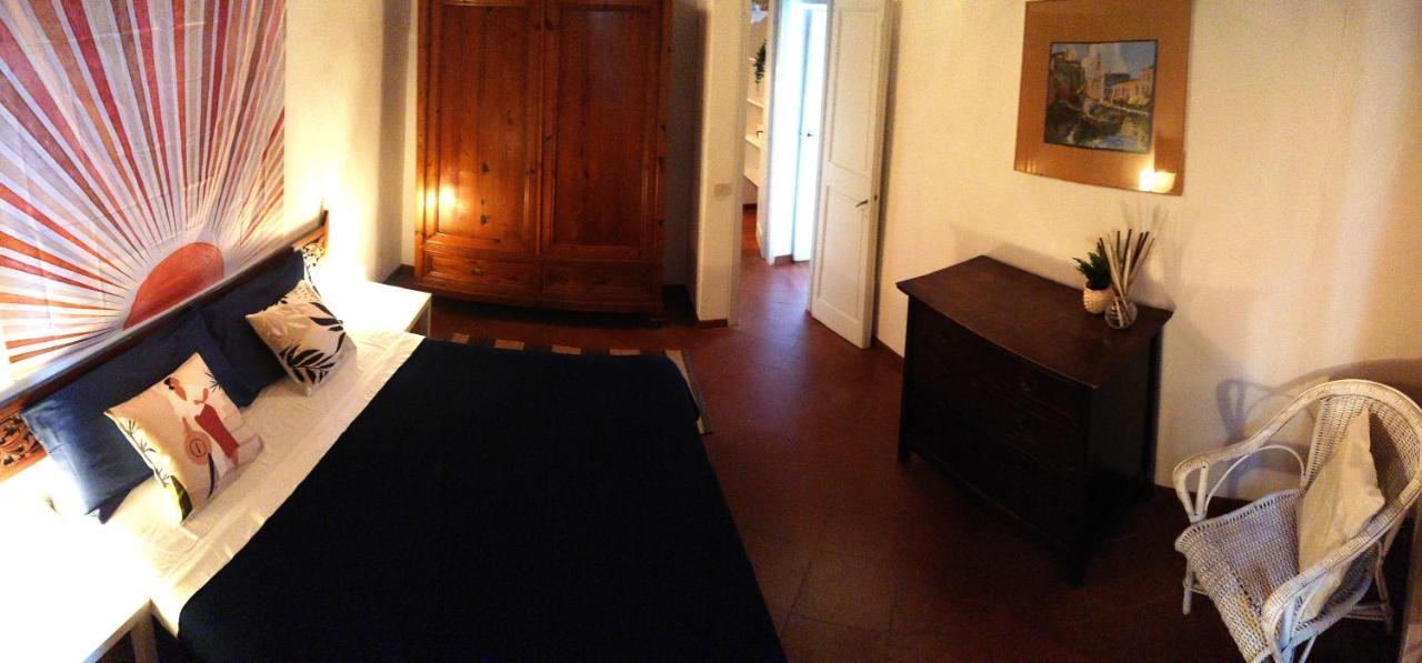 La Casina Di Alice Appartement Marciana Marina  Buitenkant foto