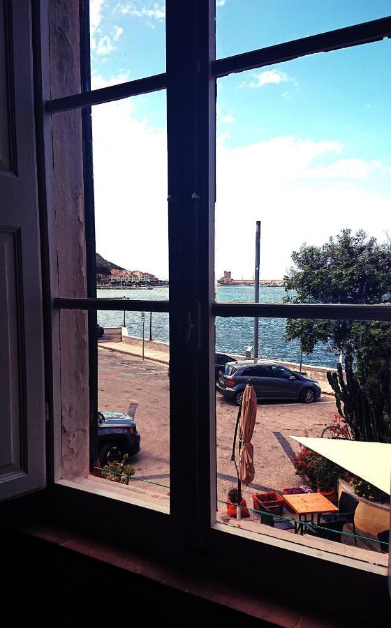 La Casina Di Alice Appartement Marciana Marina  Buitenkant foto